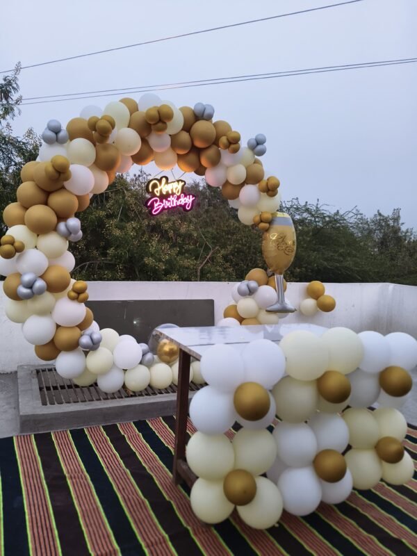 🥂 Golden Glow Celebration Setup - Image 2