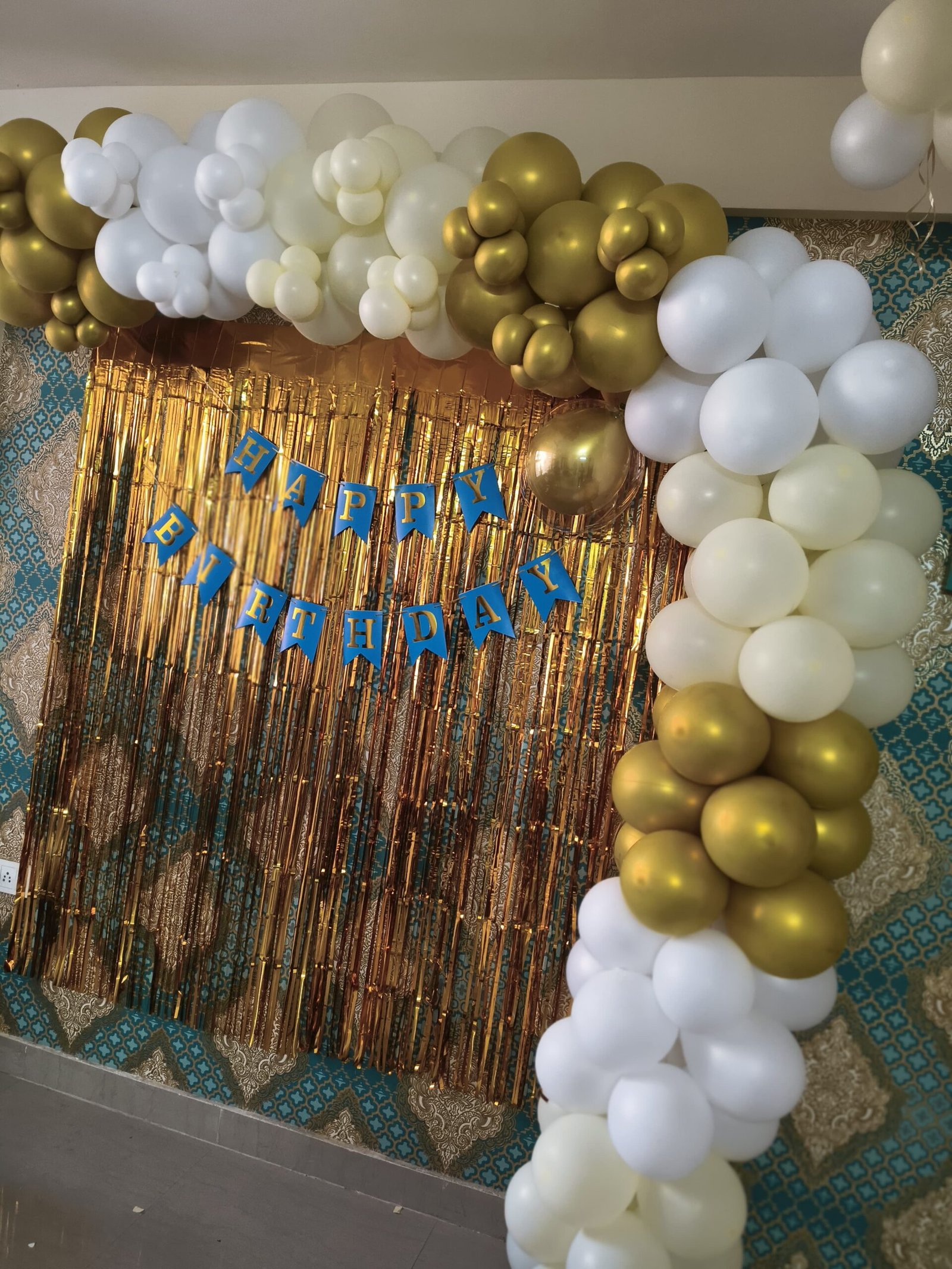 Elegant White & Gold Balloon Birthday Decoration - Image 2